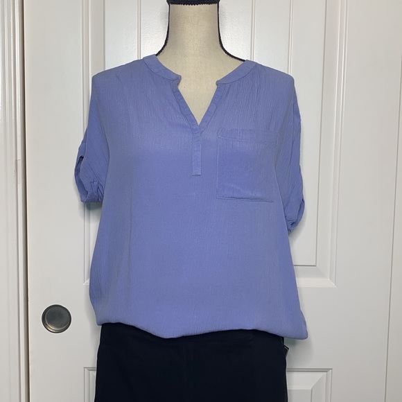 BeachLunchLounge lavender v neck blouse - Picture 2 of 12